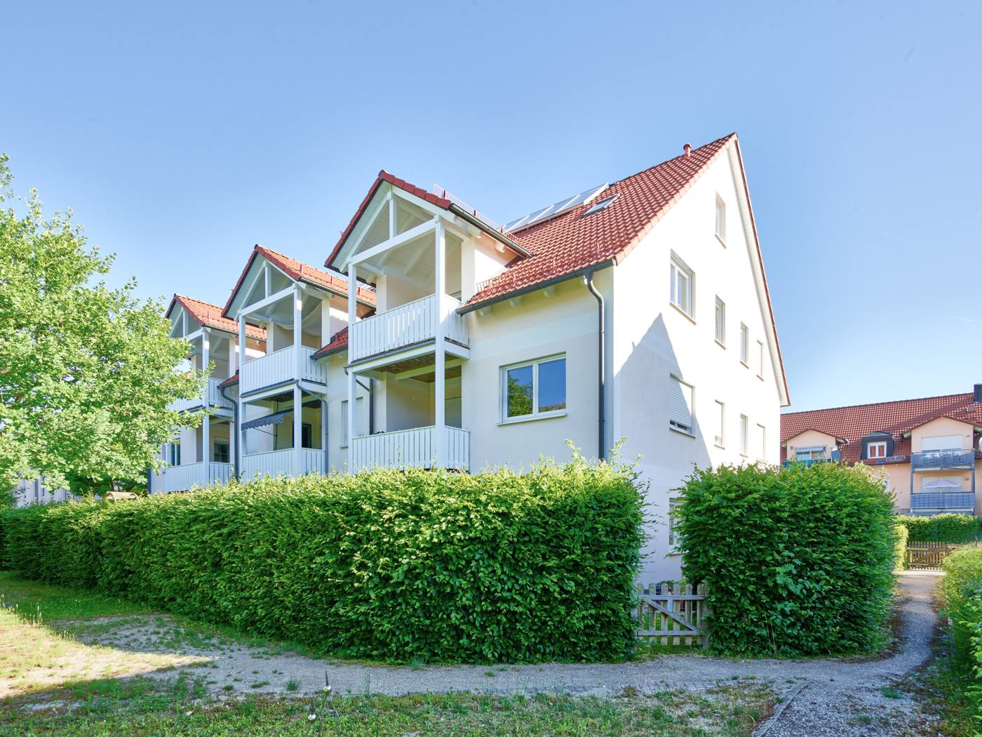 Mehrfamilienhaus mit Balkonen als Kapitalanlage in Oberbayern